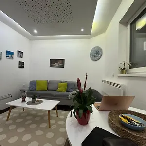  Apartamento Lovely